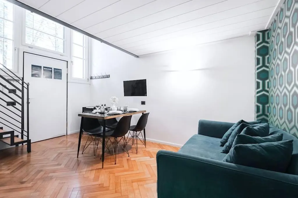Easylife - Studio A Few Steps From Duomo Milano İtalya